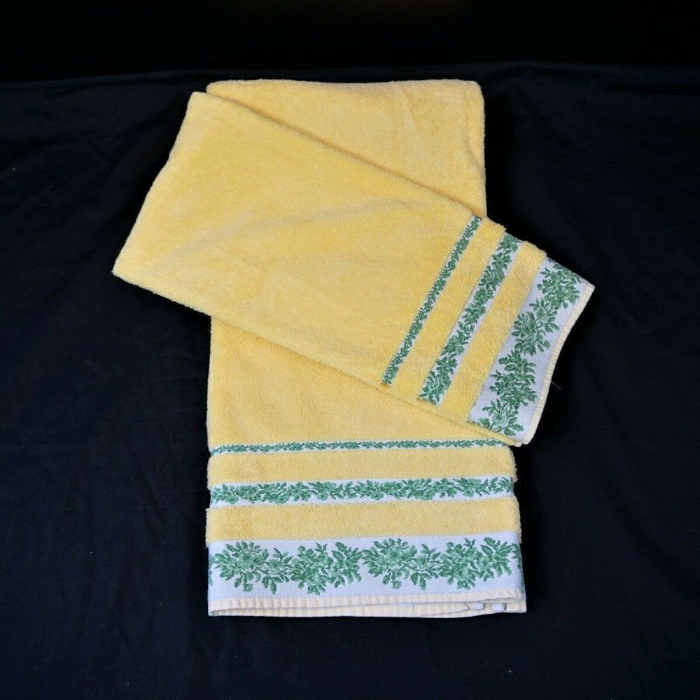 Yves Delorme Paris Vintage 90s 2 Towels Cotton Terry Cloth Made In France